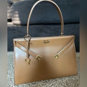 Tory Burch Timeless Lee Radziwill